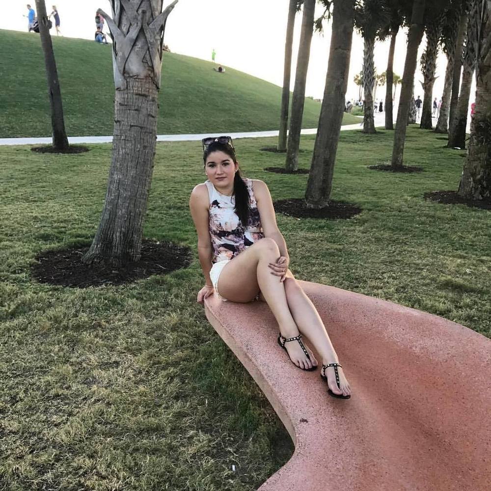 Meet your Posher, Rosaly